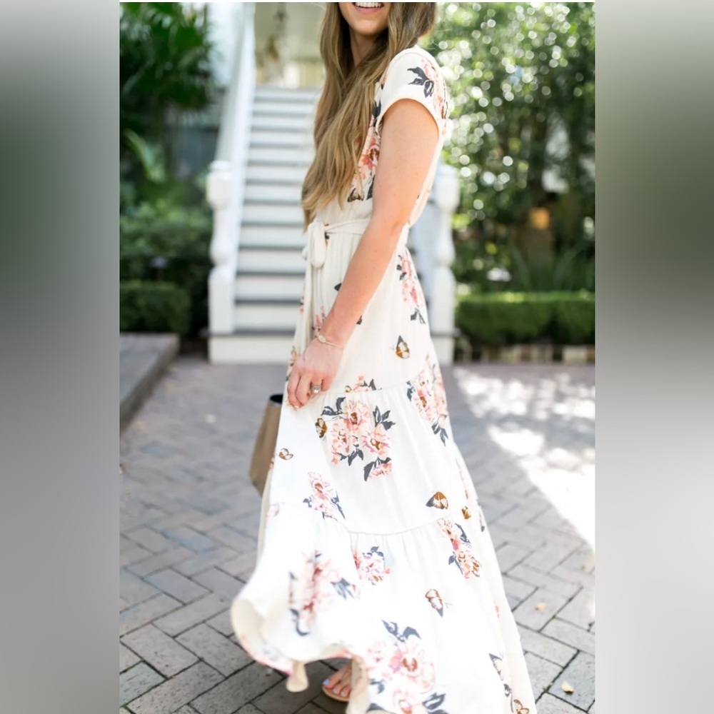 Free People All I Got Ivory Floral V-Neck Maxi Dress Size 6 - Picture 3 of 12